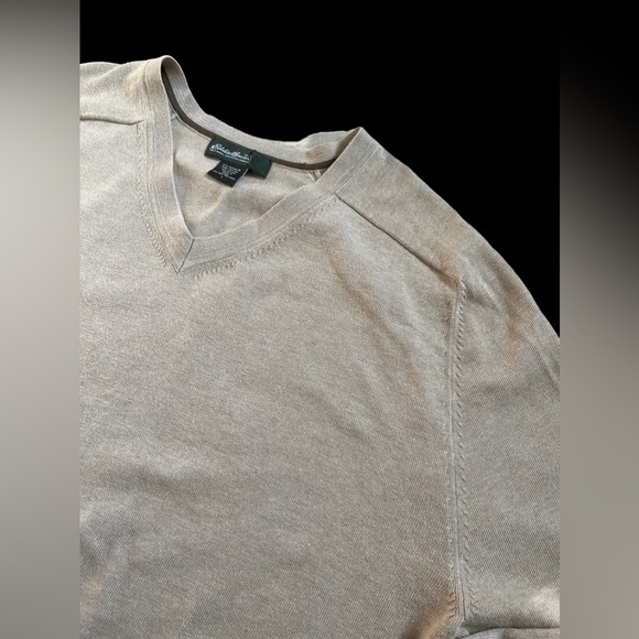 Eddie Bauer Men's Cotton V-Neck Pullover Sweater - Picture 4 of 6